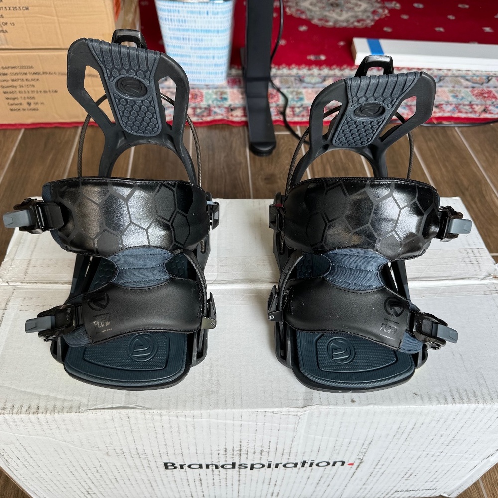 Flow Fenix Rear-entry Snowboard Bindings